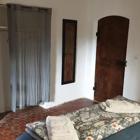 Гостевой дом La Bastide De L'adrech Маноск